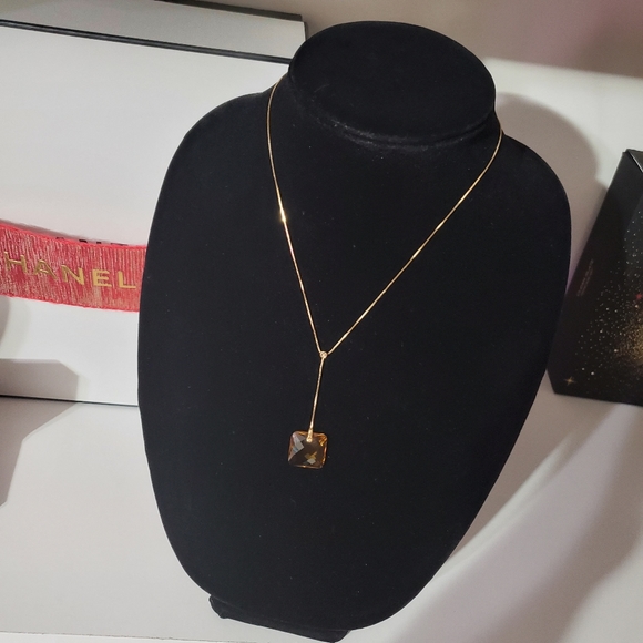 750/18K Yellow Gold Y Lariat Necklace